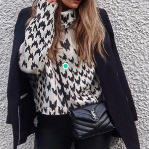 TOPSHOP Dogtooth Chunky Roll Neck Sweater EUC
